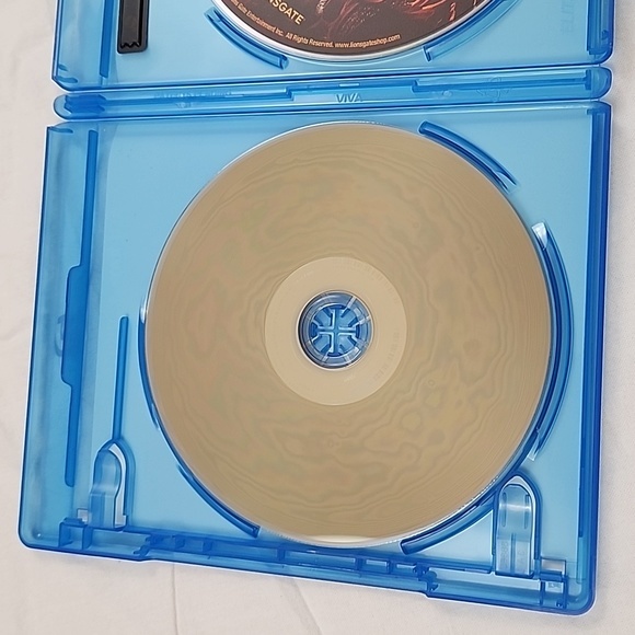 2 Movie Set Hunger Games and Catching Fire - Picture 7 of 8